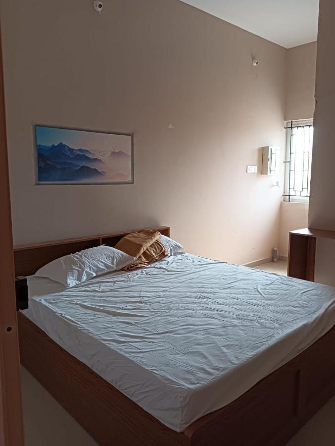 Surathi Enclave Standard Rooms Karumattampatti Eksteriør bilde